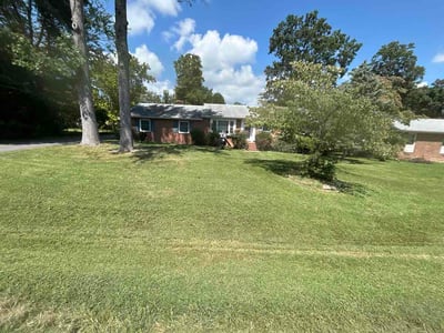 Lawn care service in Ashland, 23005
