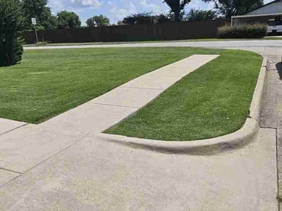 Lawn care service in Seagoville, 75159