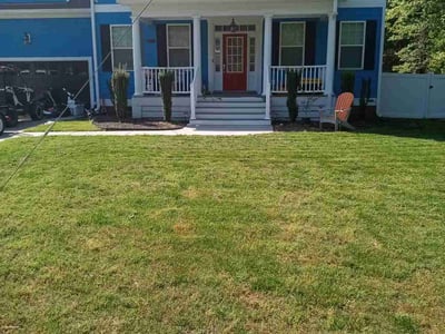 Lawn care service in Chesapeake, 23323