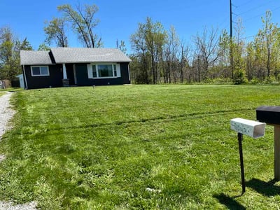 Lawn care service in South Bend, 46614