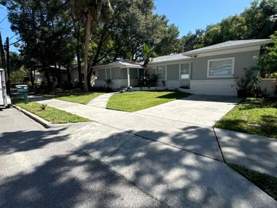 Lawn care service in Clearwater, 33755