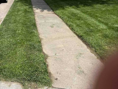 Lawn care service in Omaha, 68138