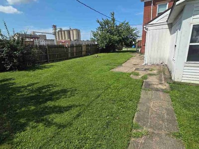 Lawn care service in Circleville, 43113