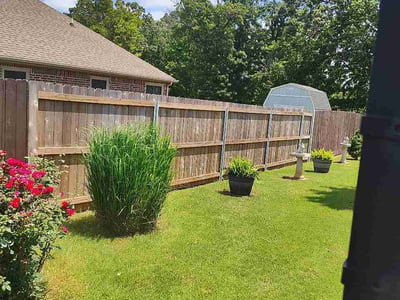 Lawn care service in Pea Ridge, 72751