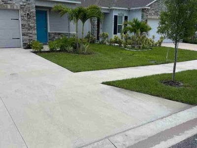Lawn care service in St. Cloud, 34771