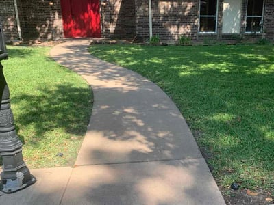 Lawn care service in Denton, 76209