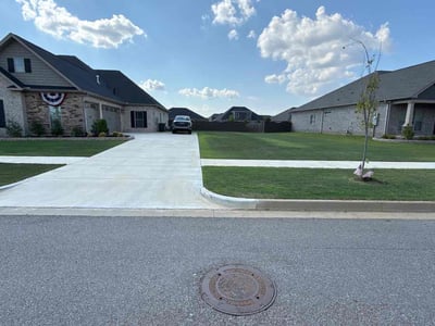 Lawn care service in Huntsville, 35824