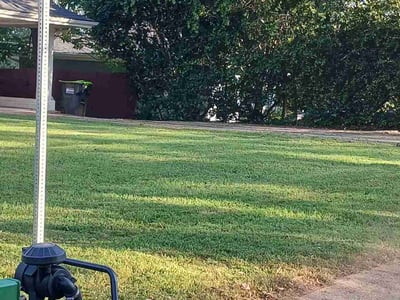 Lawn care service in Mableton, 30126