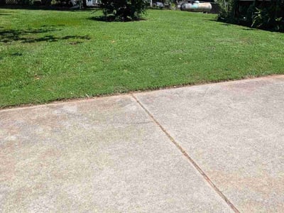 Lawn care service in Holly Springs, 27540