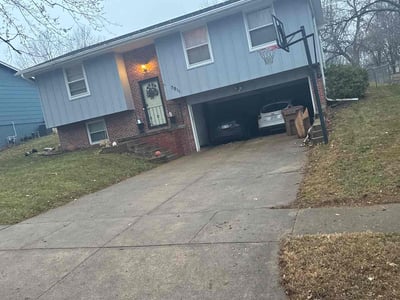 Lawn care service in Lincoln, 68516