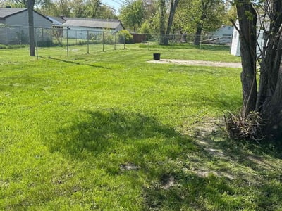 Lawn care service in Gary, 46407
