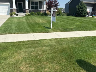 Lawn care service in Hudsonville, 49426