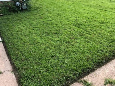 Lawn care service in Tulsa, 74104
