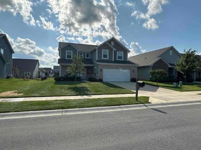 Lawn care service in McCordsville, 46055