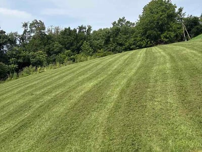 Lawn care service in Dawson, 15428