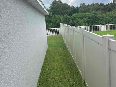 Lawn care service in Ruskin, 33573