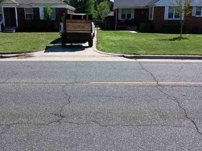 Lawn care service in Oklahoma City, 73107