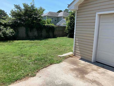 Lawn care service in Norfolk, 23509