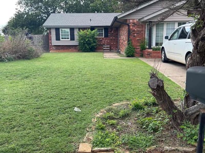 Lawn care service in Edmond, 73003