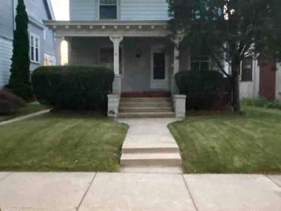 Lawn care service in Upper East Side, 53211