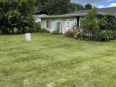 Lawn care service in Wales, 53183