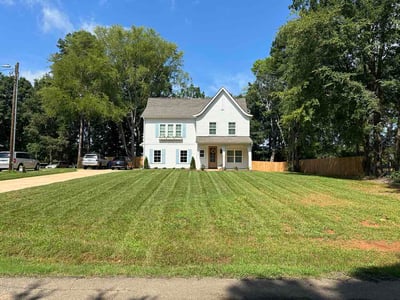 Lawn care service in Mint Hill, 28227