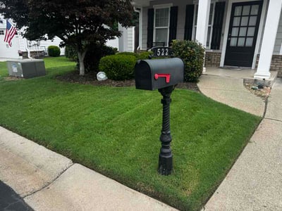 Lawn care service in Woodstock, 30188