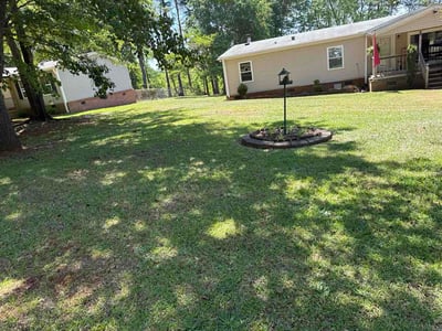 Lawn care service in Greer, 29651