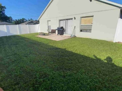 Lawn care service in Kissimmee, 34759