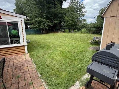 Lawn care service in Willingboro, 08046