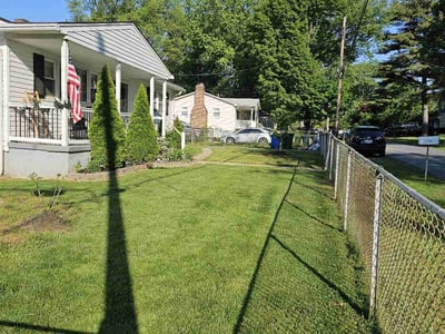 Lawn care service in Rosedale, 21237