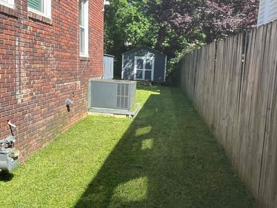 Lawn care service in Charlotte, 28203