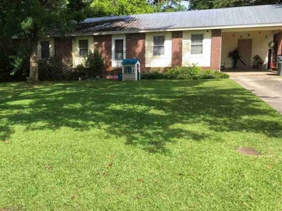Lawn care service in Warner Robins, 31088