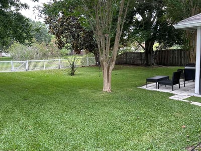 Lawn care service in Jacksonville, 32259