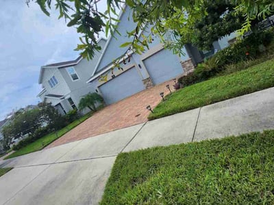 Lawn care service in St. Cloud, 34772