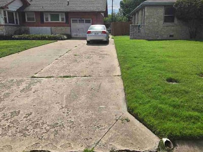 Lawn care service in El Reno, 73036