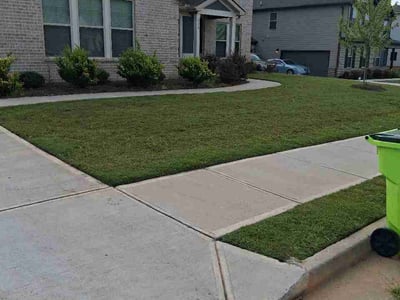 Lawn care service in Locust Grove, 30248