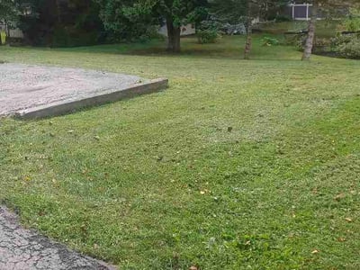 Lawn care service in Baldwinsville, 13027