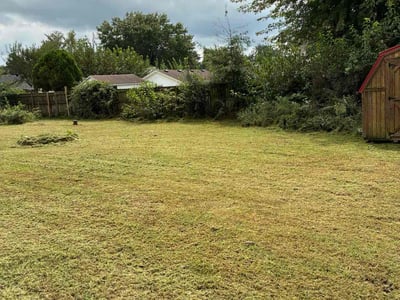 Lawn care service in Rogers, 72758