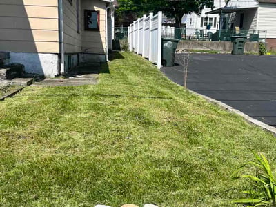 Lawn care service in Dayton, 45403