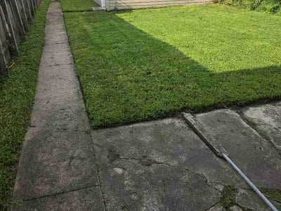 Lawn care service in Chicago, 60651