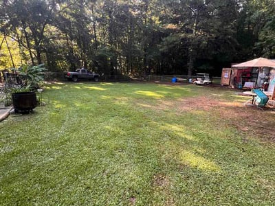 Lawn care service in Riverside, 35135