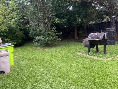 Lawn care service in Missouri City, 77459