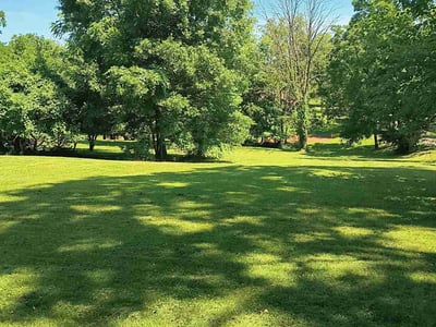 Lawn care service in Union, 41091