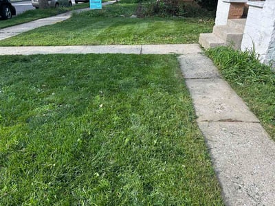 Lawn care service in Milwaukee, 53218
