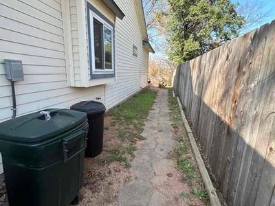 Lawn care service in Austin, 78729