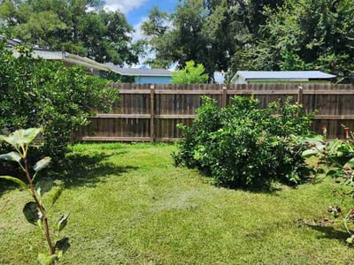 Lawn care service in Boutte, 70039