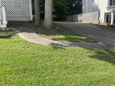 Lawn care service in Powder Springs, 30127