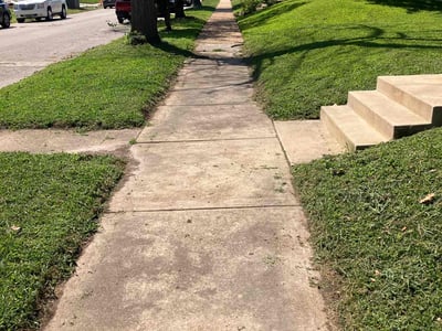 Lawn care service in St. Louis, 63112