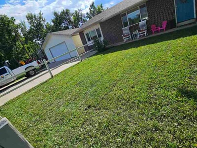 Lawn care service in Arvada, 80007
